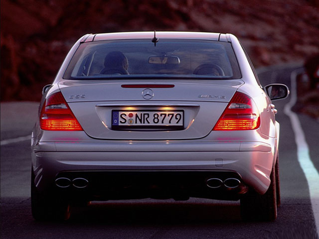 ◇　AMG　W211　(-06)　E-class