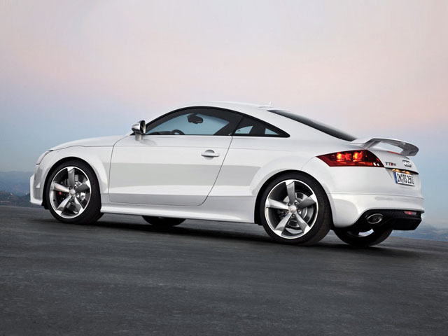 ◇　AUDI  NEW  TT   RS  