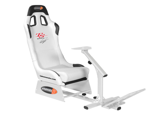 ◇　本日　PLAYSEATS　(レーシングゲーム専用シート)　入荷しました。