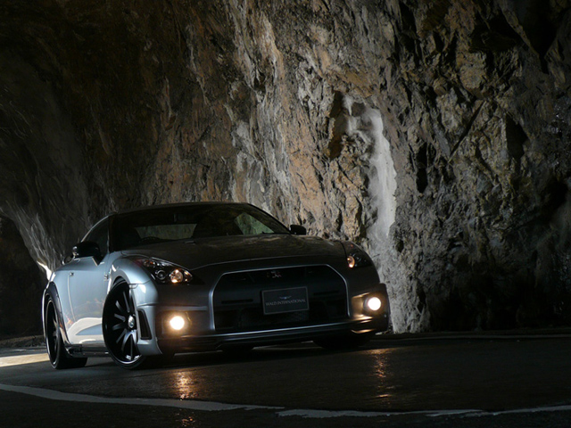 ◇ WALD/ヴァルド　スカイライン　GTR　R35