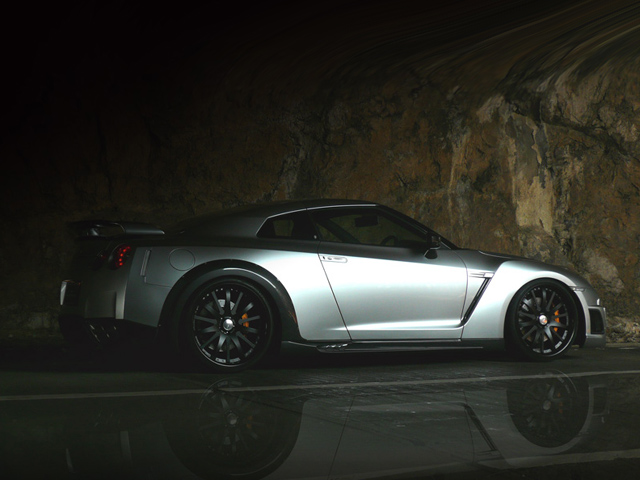 ◇ WALD/ヴァルド　スカイライン　GTR　R35