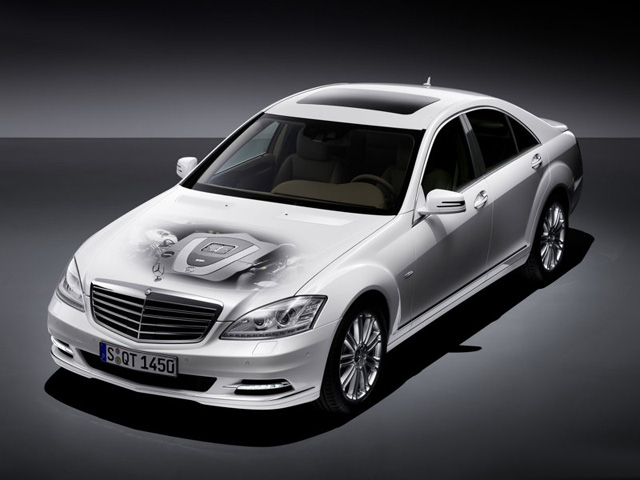 ◇　W221　S-class　2010年　モデルが発表されました。