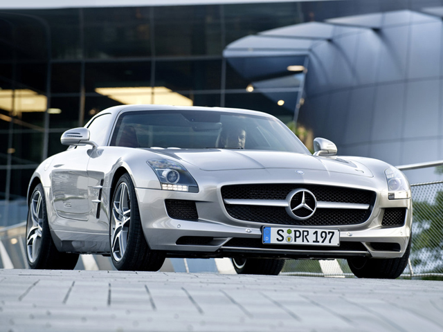 ◇　AMG　SLS (2011-)　NEW SLS-class　発表　!!